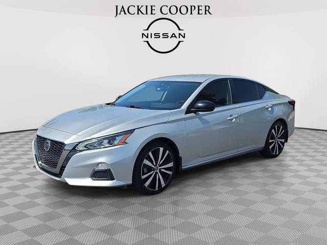 2022 Nissan Altima 2.5 SR FWD photo