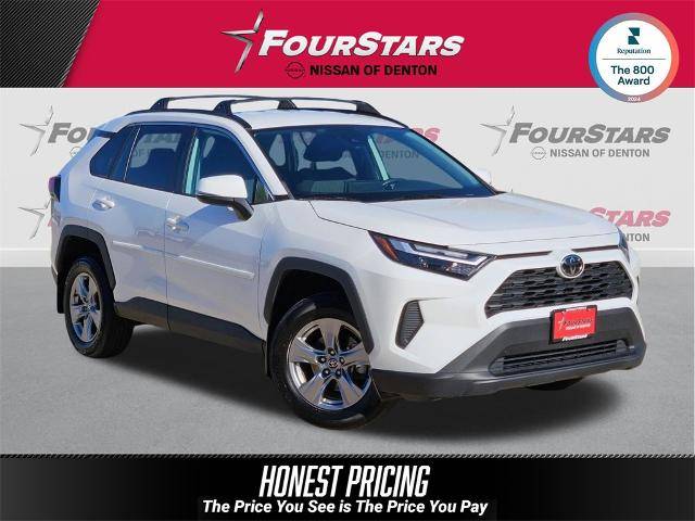 2022 Toyota RAV4 XLE FWD photo