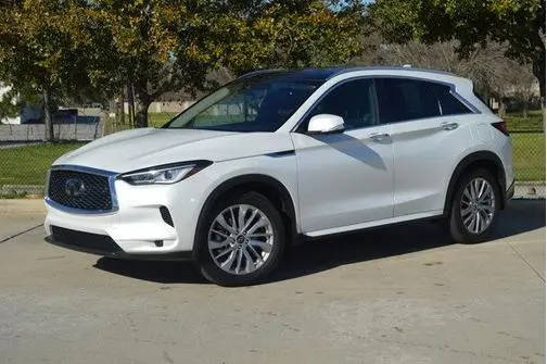 2023 Infiniti QX50 LUXE AWD photo