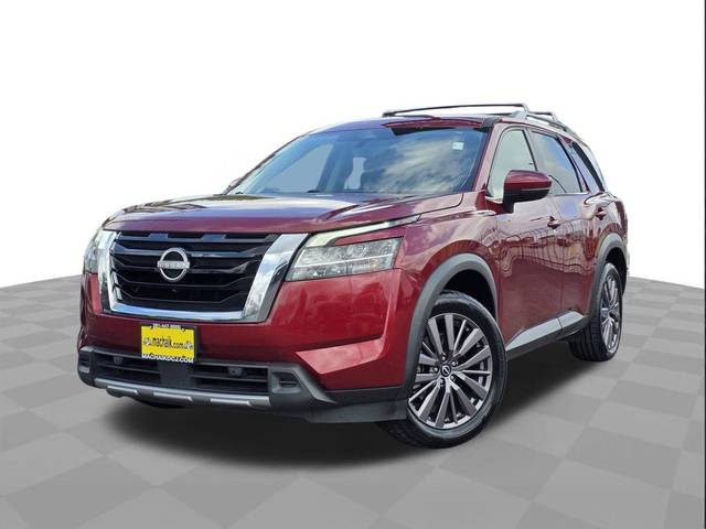2023 Nissan Pathfinder SL FWD photo