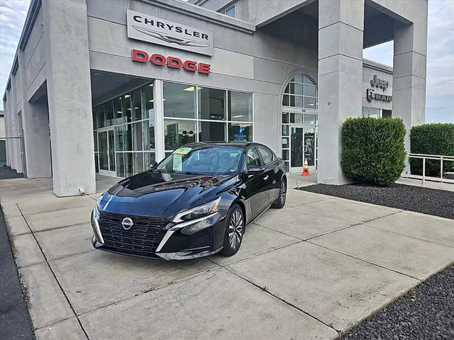 2023 Nissan Altima 2.5 SV FWD photo