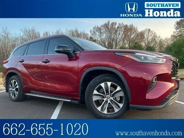 2022 Toyota Highlander XLE FWD photo