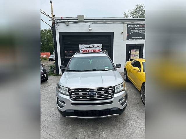 2016 Ford Explorer XLT 4WD photo