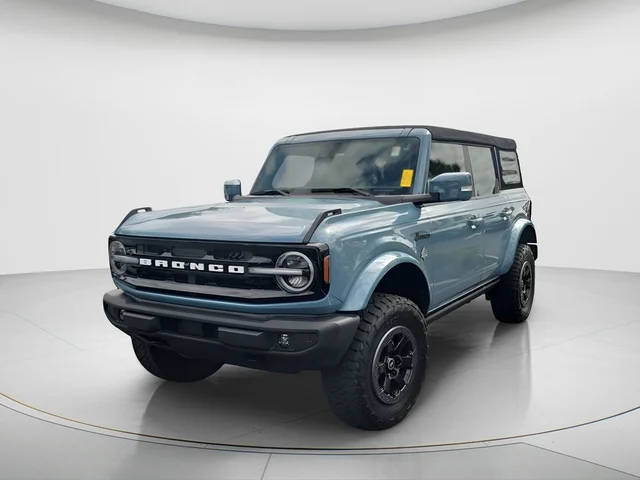 2022 Ford Bronco 4 Door Outer Banks 4WD photo