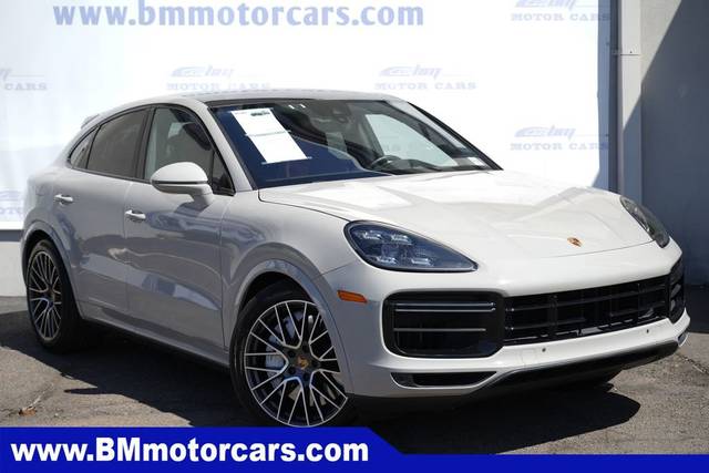 2023 Porsche Cayenne Coupe Turbo AWD photo