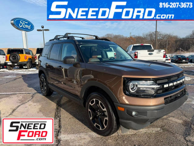 2022 Ford Bronco Sport Outer Banks 4WD photo