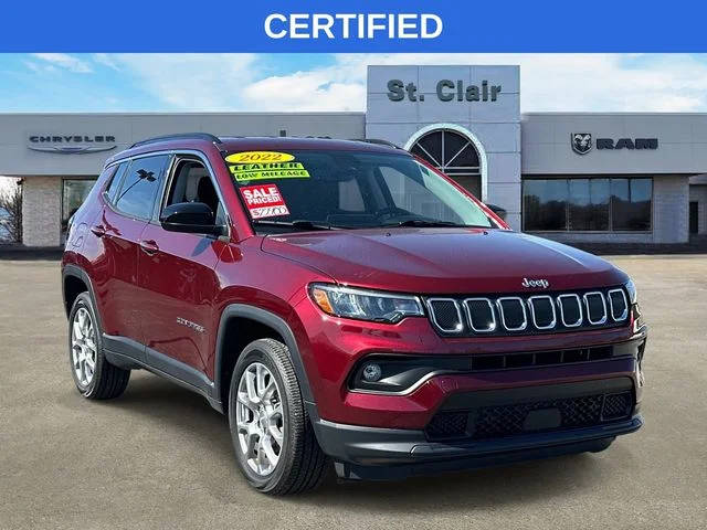 2022 Jeep Compass Latitude Lux 4WD photo