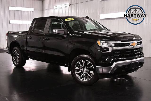 2022 Chevrolet Silverado 1500 LT 4WD photo