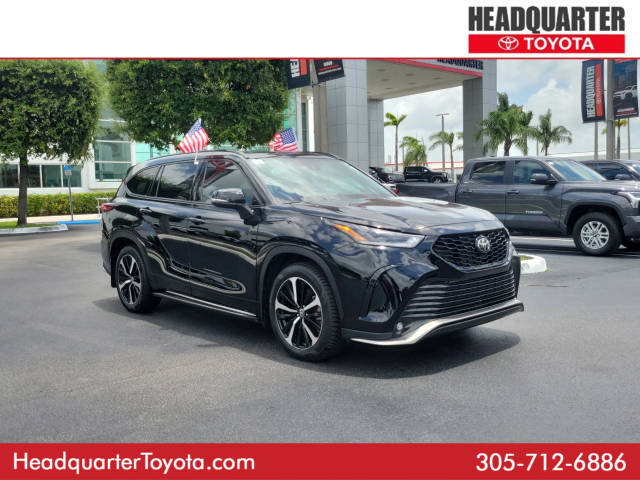 2022 Toyota Highlander XSE FWD photo
