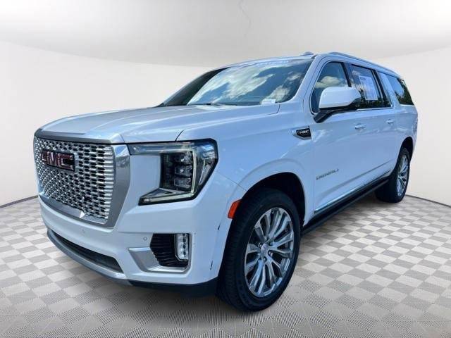 2023 GMC Yukon XL Denali 4WD photo