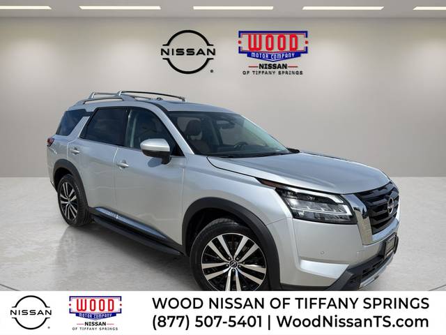 2023 Nissan Pathfinder Platinum 4WD photo