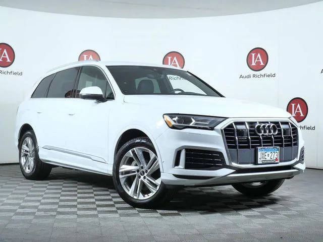2023 Audi Q7 Premium AWD photo