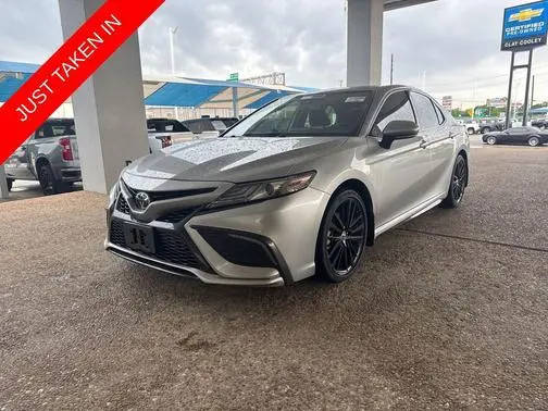 2023 Toyota Camry XSE FWD photo