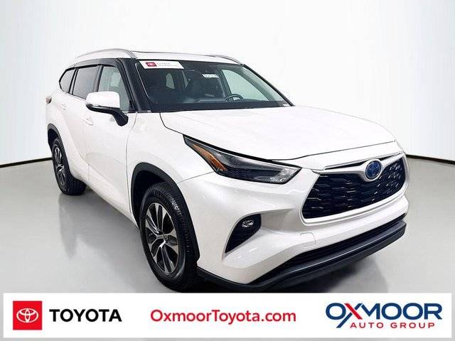 2022 Toyota Highlander Hybrid XLE FWD photo