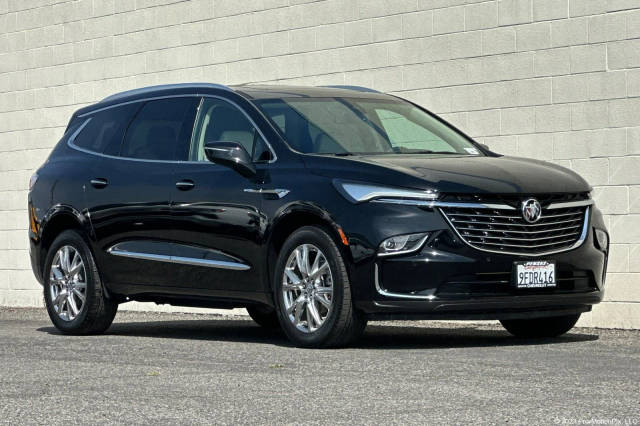 2023 Buick Enclave Essence FWD photo