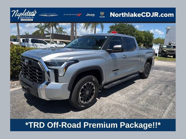 2022 Toyota Tundra SR5 4WD photo