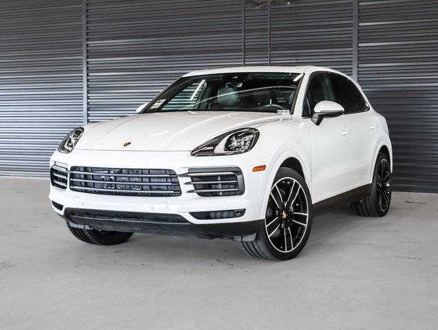 2023 Porsche Cayenne  AWD photo