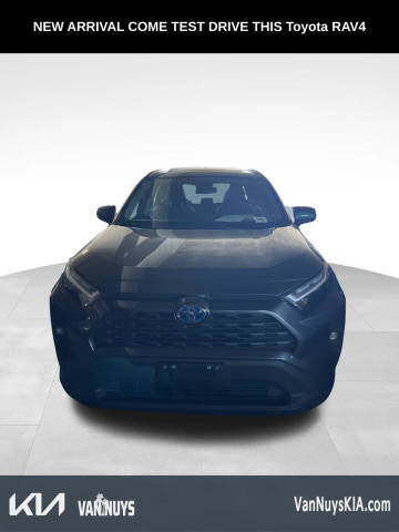 2022 Toyota RAV4 Hybrid XLE Premium AWD photo