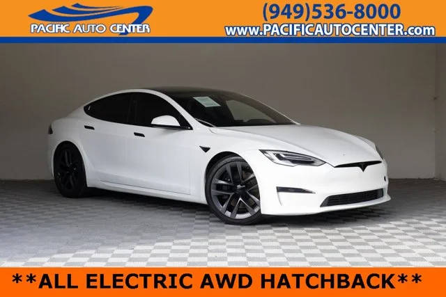 2022 Tesla Model S Plaid AWD photo