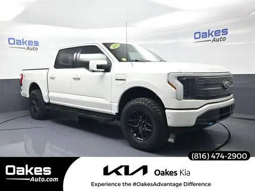 2022 Ford F-150 Lightning LARIAT AWD photo