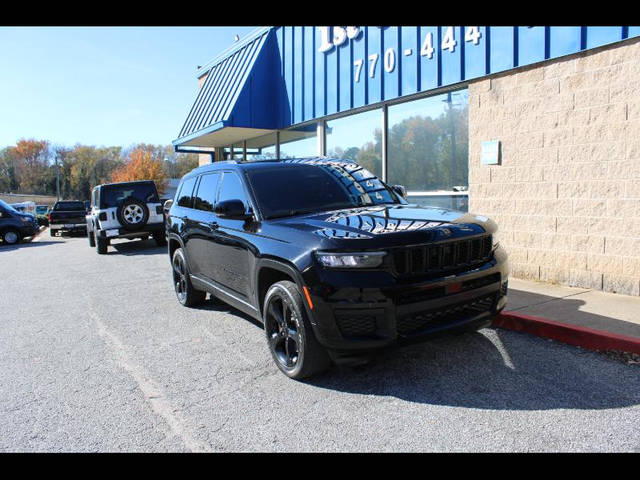 2023 Jeep Grand Cherokee L Altitude RWD photo