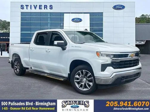 2022 Chevrolet Silverado 1500 LT 4WD photo