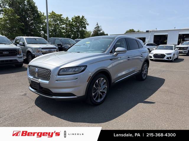 2022 Lincoln Nautilus Reserve AWD photo