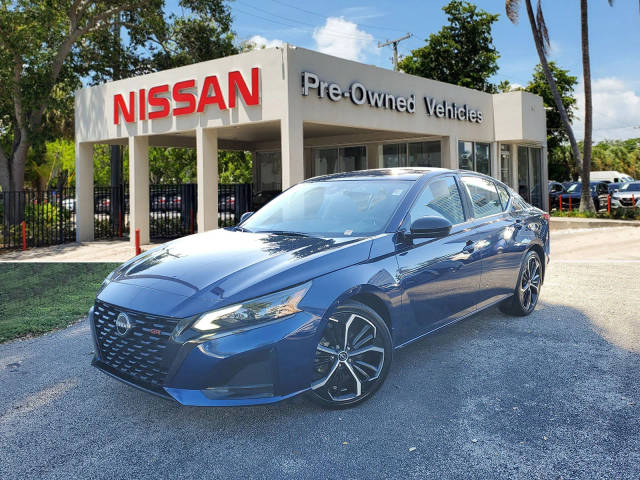 2023 Nissan Altima 2.5 SR FWD photo