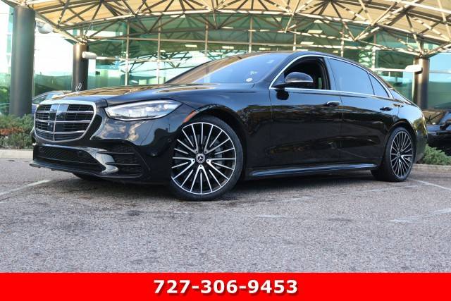 2022 Mercedes-Benz S-Class S 500 AWD photo
