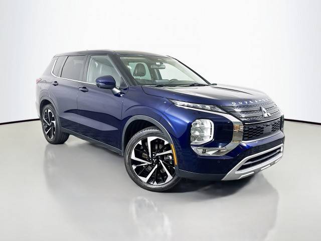 2022 Mitsubishi Outlander SE FWD photo