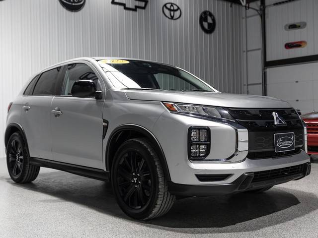 2022 Mitsubishi Outlander Sport ES FWD photo