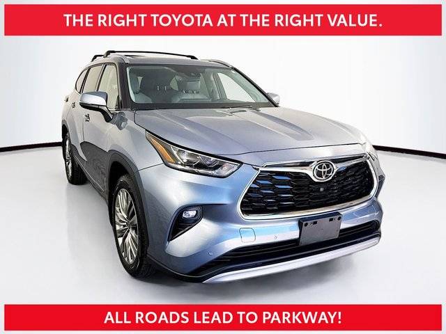 2022 Toyota Highlander Platinum AWD photo