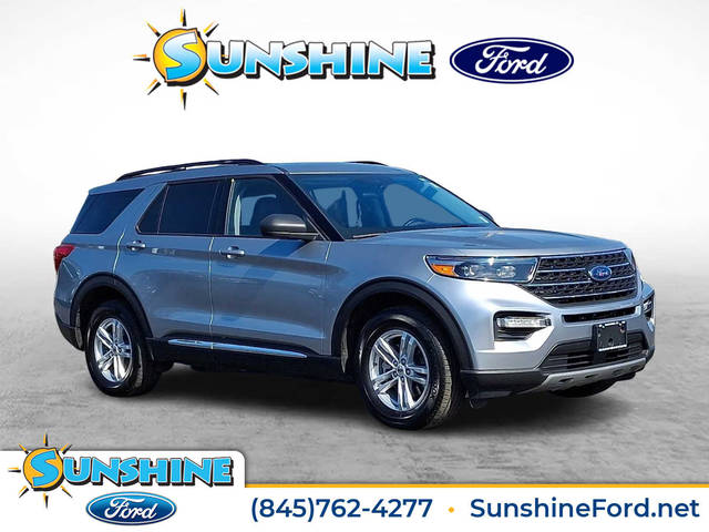 2022 Ford Explorer XLT 4WD photo