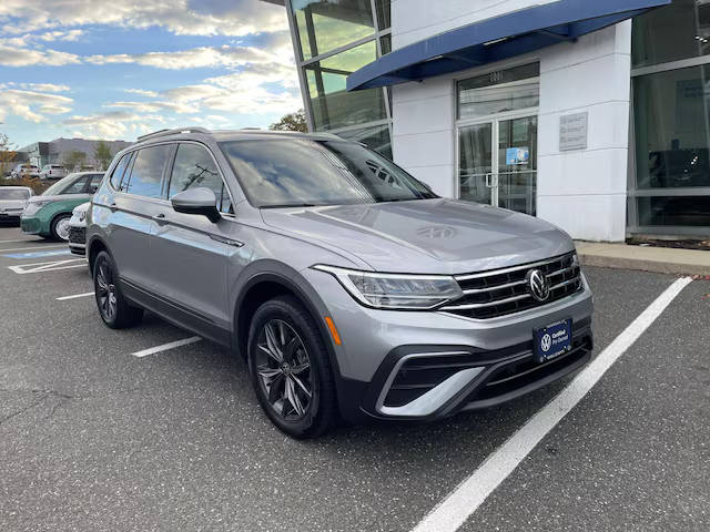 2022 Volkswagen Tiguan SE AWD photo