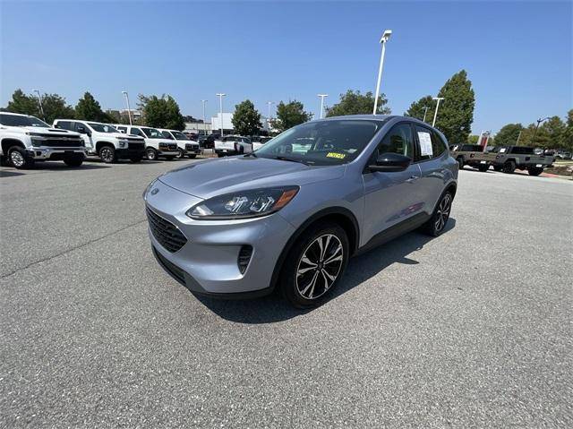 2022 Ford Escape SE FWD photo