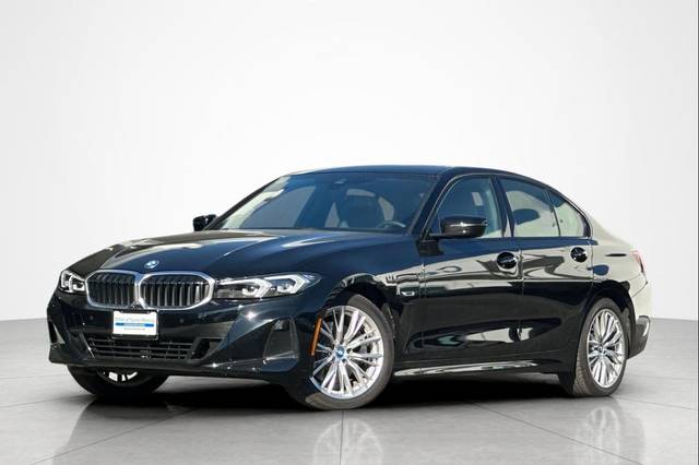 2023 BMW 3 Series 330e RWD photo