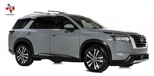 2023 Nissan Pathfinder Platinum FWD photo