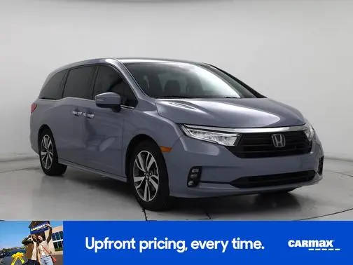 2023 Honda Odyssey Touring FWD photo