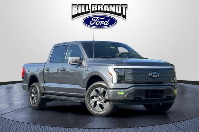2022 Ford F-150 Lightning LARIAT AWD photo