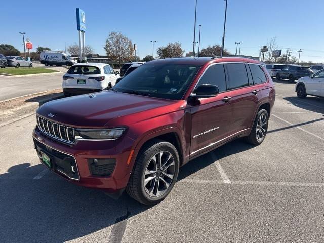 2021 Jeep Grand Cherokee L Overland RWD photo