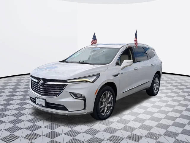 2023 Buick Enclave Essence FWD photo