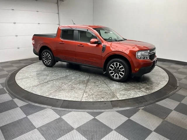 2022 Ford Maverick LARIAT AWD photo