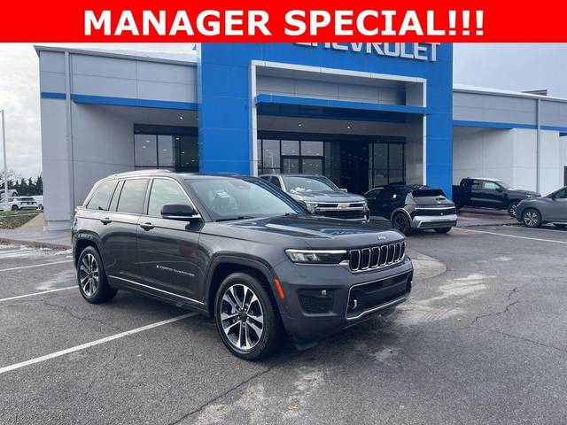 2023 Jeep Grand Cherokee Overland 4WD photo