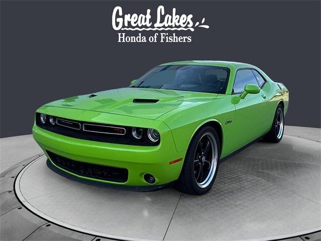 2015 Dodge Challenger R/T Plus RWD photo