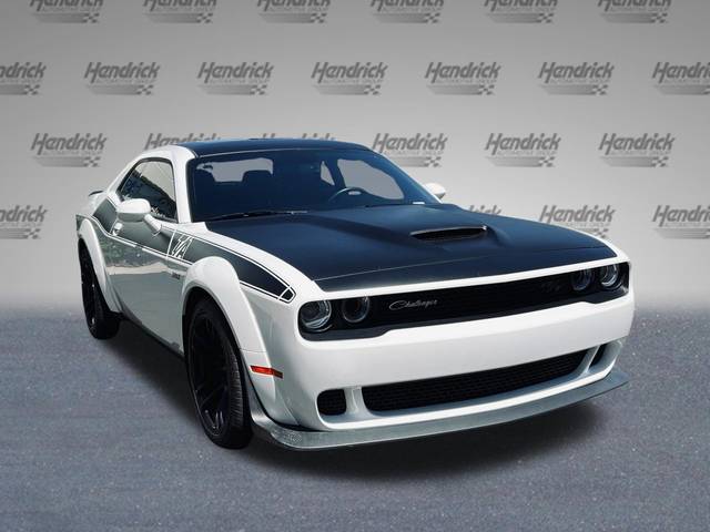 2022 Dodge Challenger R/T Scat Pack Widebody RWD photo