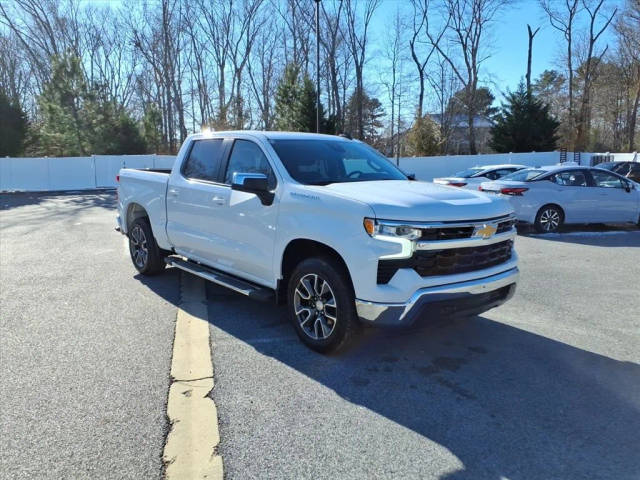 2022 Chevrolet Silverado 1500 LT 4WD photo