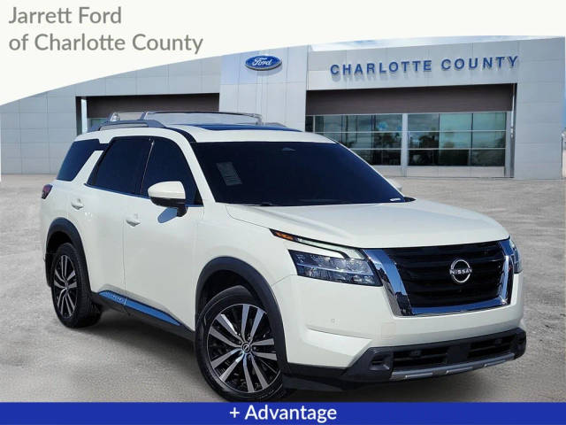 2023 Nissan Pathfinder Platinum 4WD photo