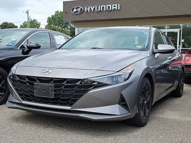 2023 Hyundai Elantra Blue FWD photo
