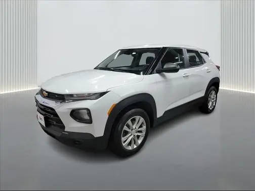 2023 Chevrolet TrailBlazer LS AWD photo