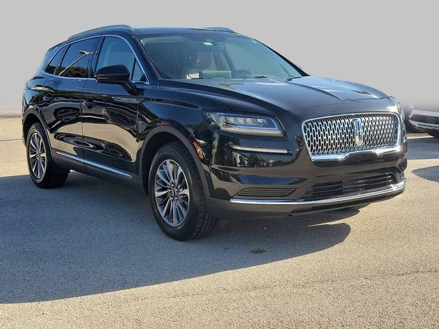 2022 Lincoln Nautilus Standard FWD photo